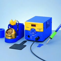 Hakko FM203-01 Dual Port Variable Temp Soldering Station